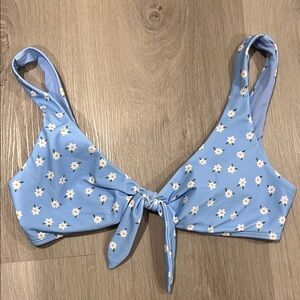 New Hollister Floral Bikini Top